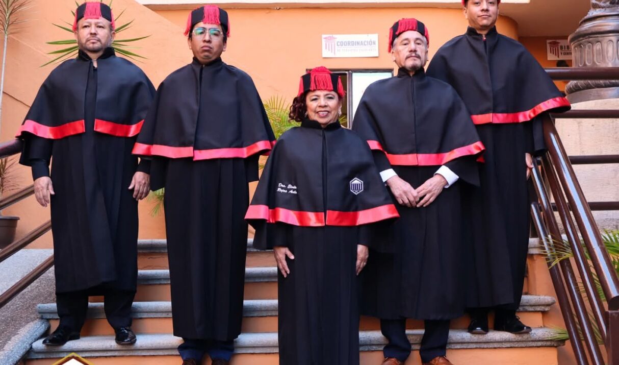 Celebra UCJ constancia y excelencia; entrega grado a Doctores en Derecho